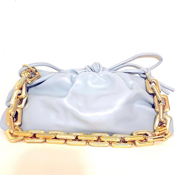 COPY - Pale Blue Cloud Cloud Bag Detachable Straps And Chain - Picture 2 of 4